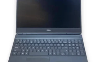 Dell precision 7550/ processor:intel core i5-10400H / Ram:8GB / Display size: 15.6inch / Card graphic: intel UHD Graphic