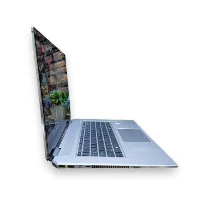 HP ZBook Studio x360 G5 /Intel® Core™ i9-8950HK/Ram : 16GB/hard: 512 ssd nvme /NVIDIA® Quadro P1000 – 4GB GDDR5/ 15.6” 4K UHD Touch X360