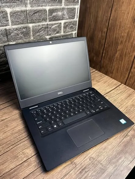 DELL Latitude 3400 Core i7-8565U – 8G Ram – 256G SSD – NVIDIA GeForce MX130 - Image 5